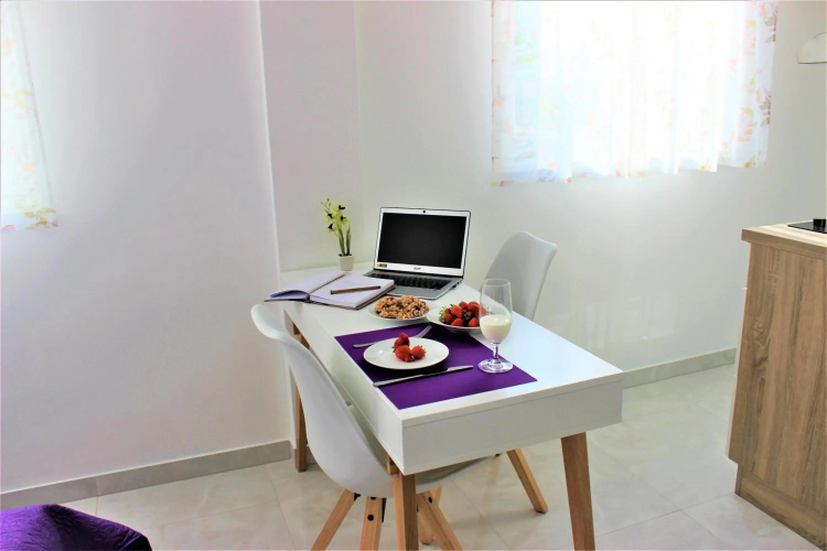 Marine Lux apartments