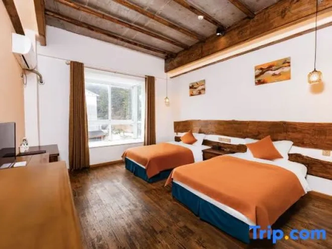 Economy Triple room