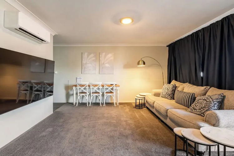 549 Apartments