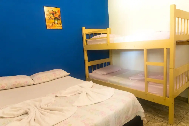 Hostel Catarinos Guesthouse