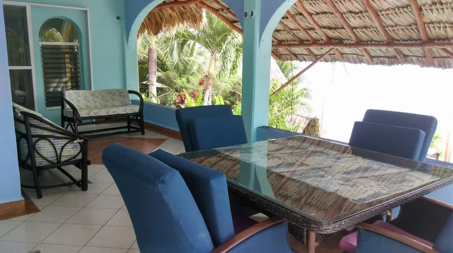 2 Bedrooms Family Apartment with lake view