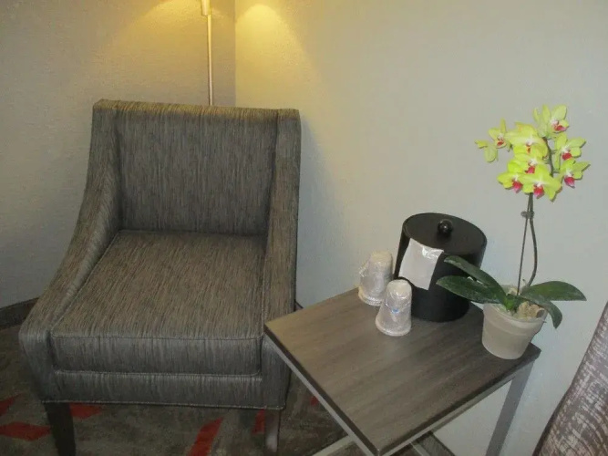 Holiday Inn Express Joliet-plainfield I-55 North