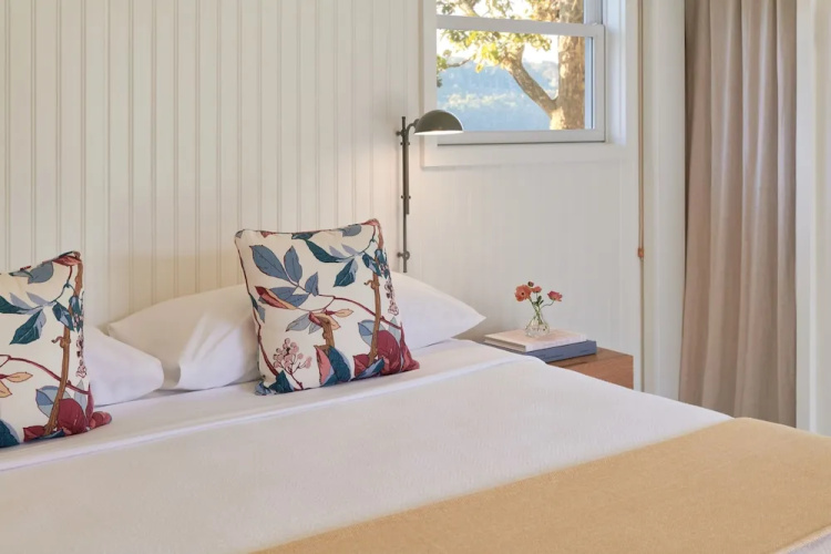 Silver Sands Motel & Beach Bungalows