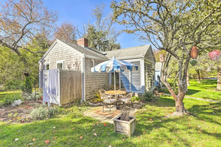 Walkable Dennis Cottage: 'the Blue Scallop'
