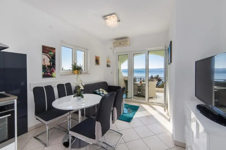 Apartment Tafra 2