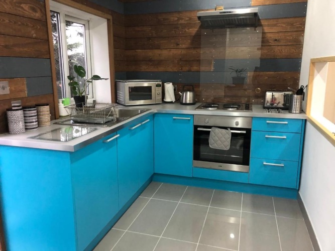 3 Bedrooms Single Apartment