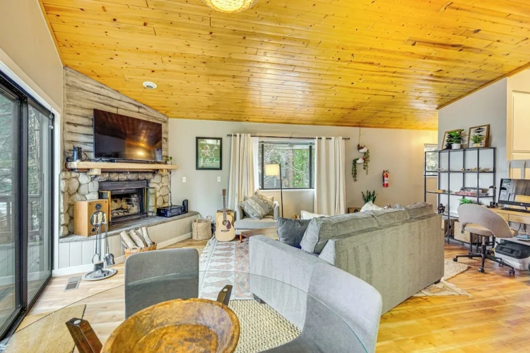 2 Bedrooms Cottage