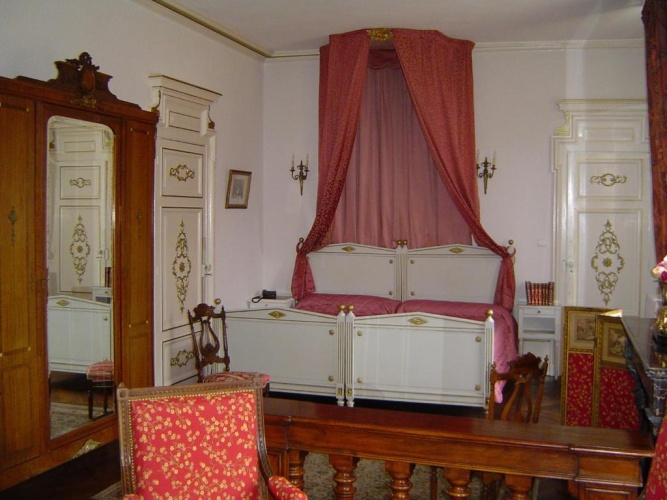 Suite with view
