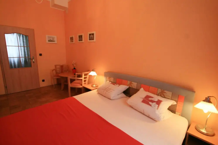 Apartment Zeyerova
