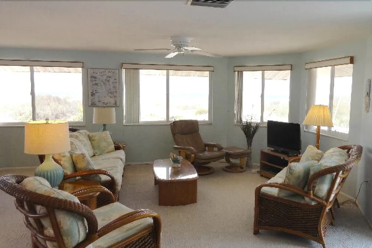 Jukes Beach House by RedAwning