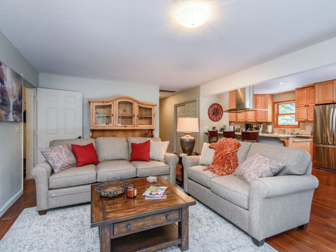 10991 Zermatt Dr Home