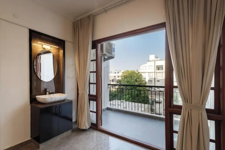 Avalon Apartments
