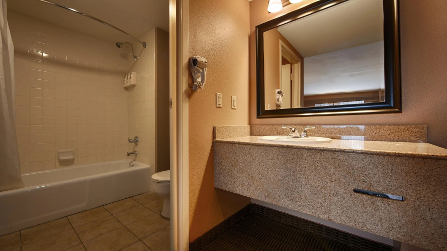 Best Western Diamond Bar Hotel & Suites photo 10