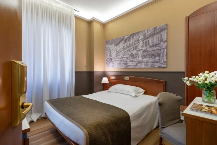Economy room