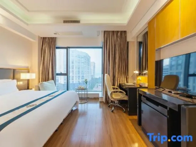 Standard Double room with garden view