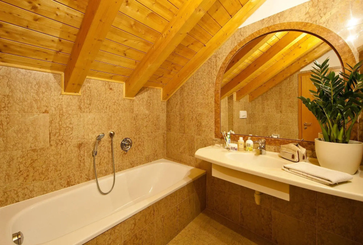 Hotel Tyrol