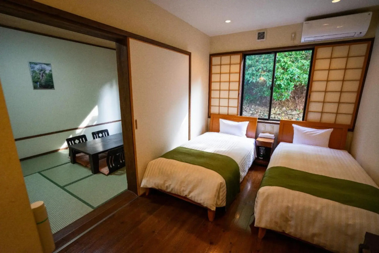 Yakushima Jomon No Yado Manten