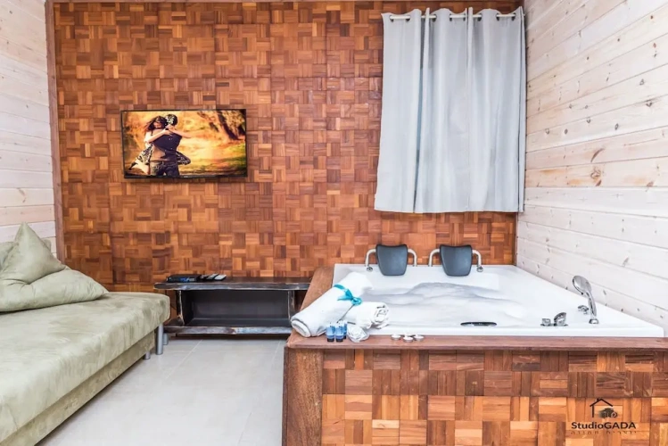 2 Bedrooms Family Suite