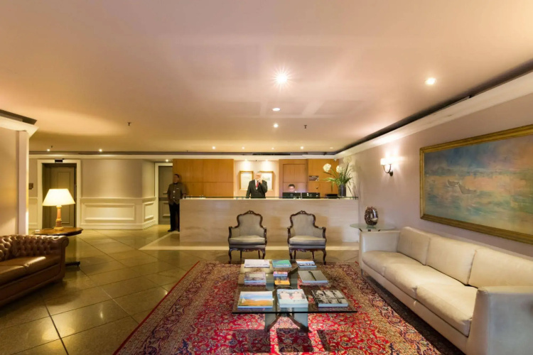 Mc Flats The Claridge Residence Service