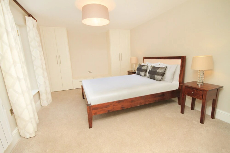 Camden Street Luxury Apartment