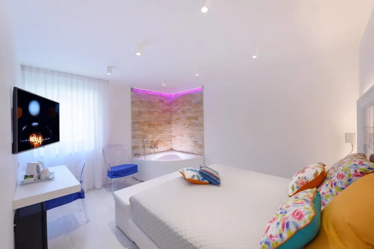 Deluxe Double room