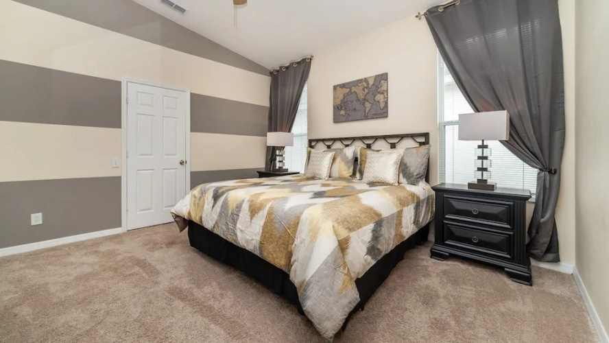 8190 fan Palm way