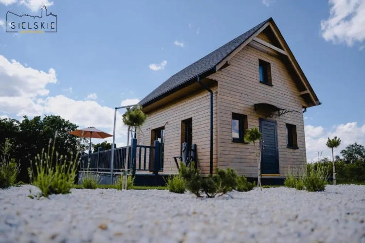 2 Bedrooms Cottage