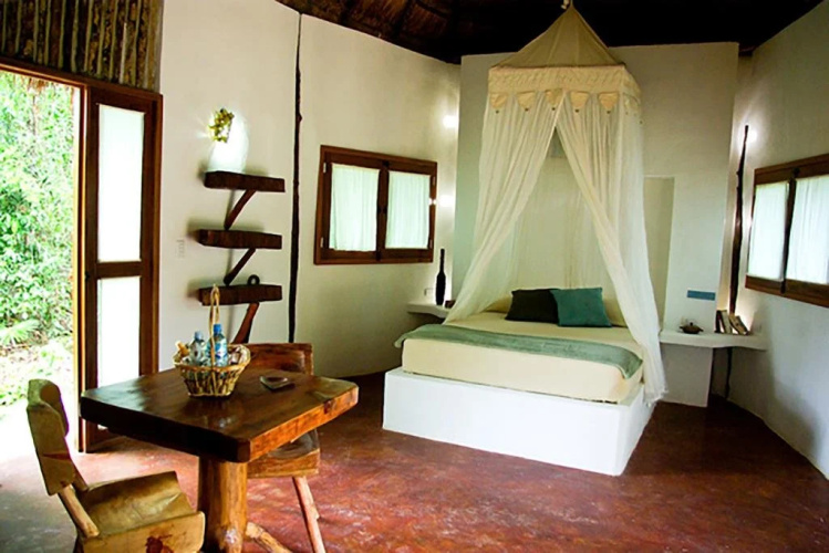 Jolie Jungle Eco Hotel