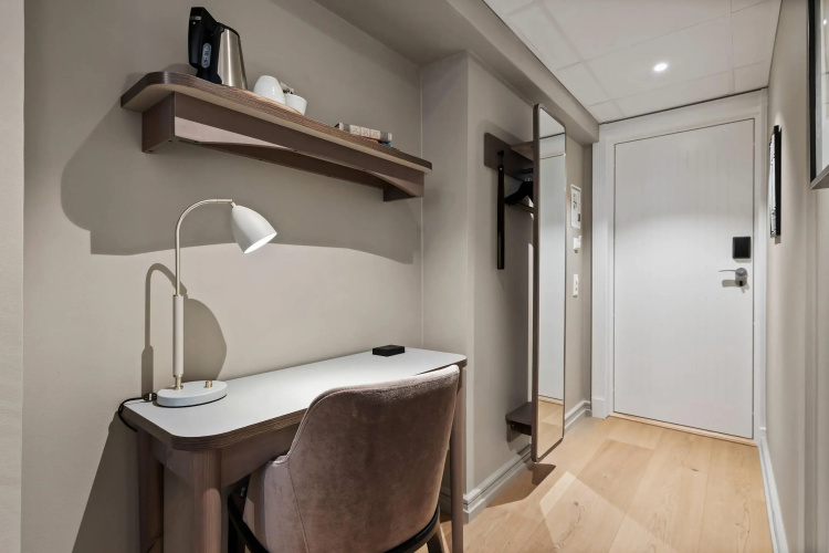 Home Hotel Bastion