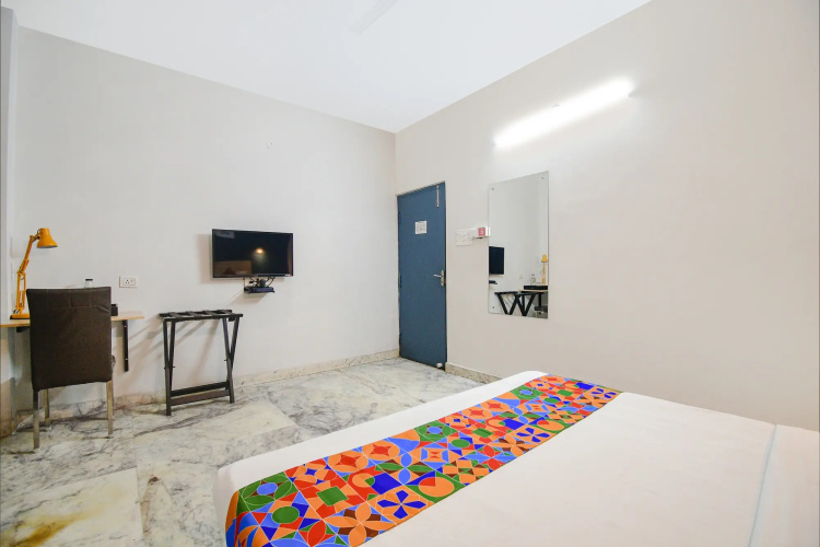 FabHotel Silver Key kalighat