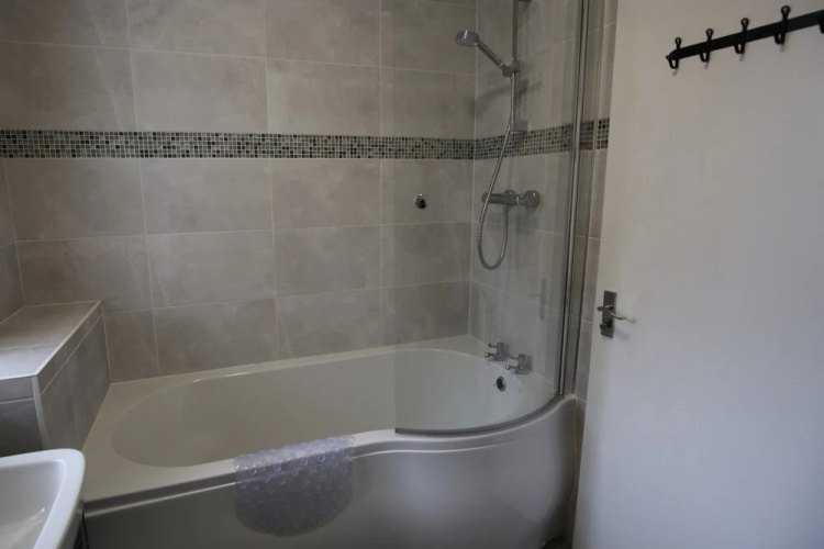 3 Bedroom Flat in Edinburgh