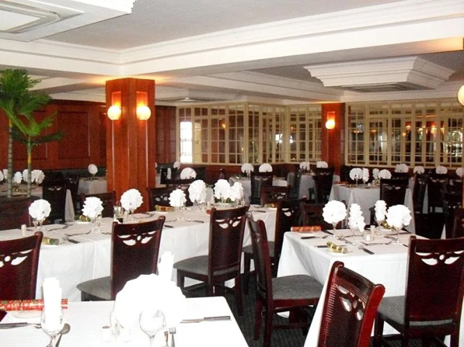 Majestic Five Hotel