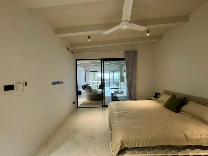Beachside Residence
