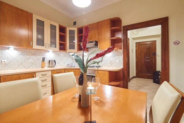 Deluxe Apartment