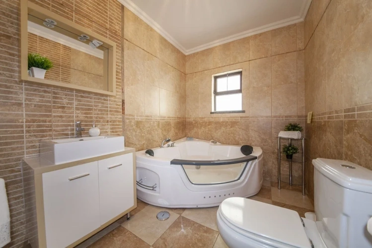 2 Bedrooms Apartment with sea view