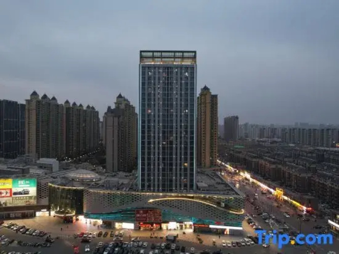 Pullman Hotel (Jinan Wanhong Plaza)