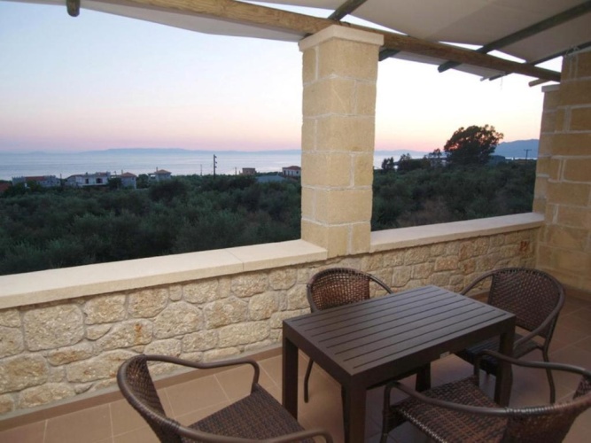 2 Bedrooms Apartment with balcony and with sea view
