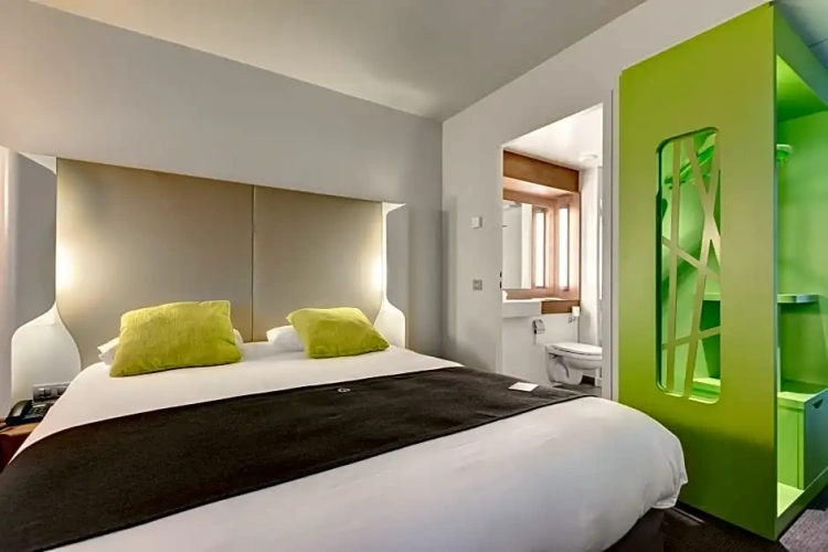 Superior room
