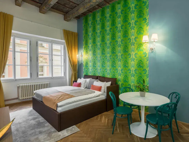 7 Tales Suites