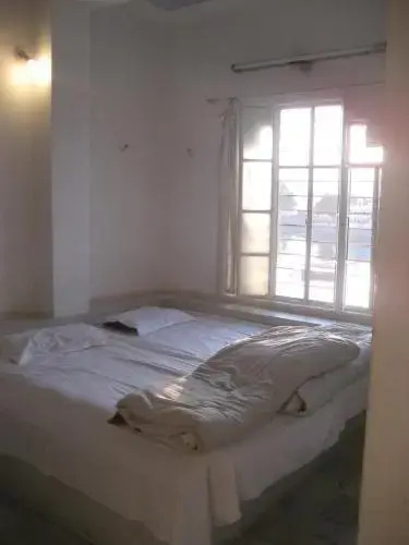 Lal Ghat Guest House