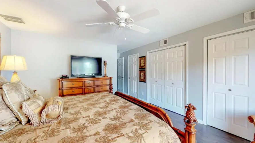 646 Queens Grant
