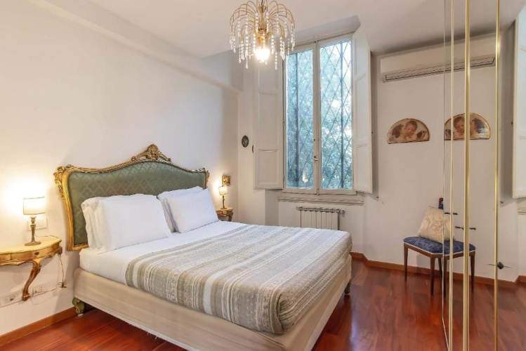 1 Bedroom Apartment with balcony