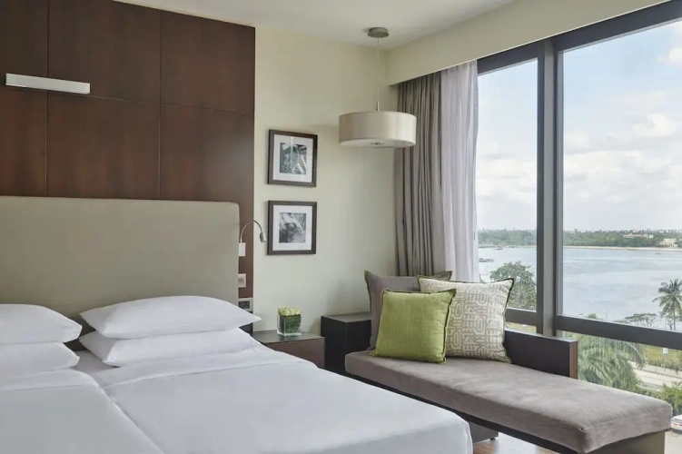 Twin room