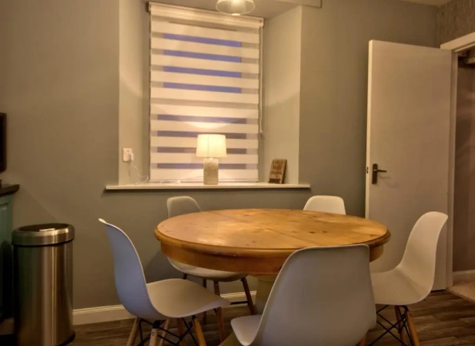 2 Bedrooms Cottage
