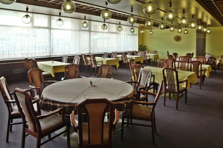 Amber Hotel Bavor