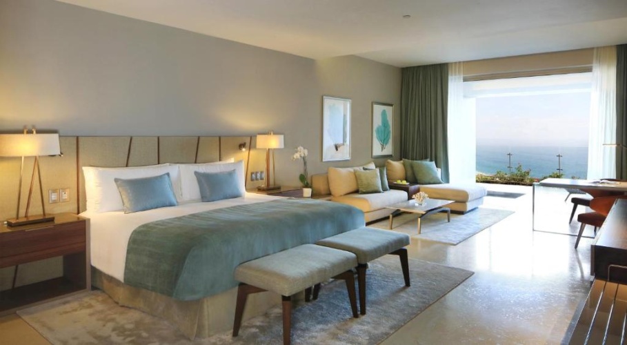 Ambassador Suite with ocean view