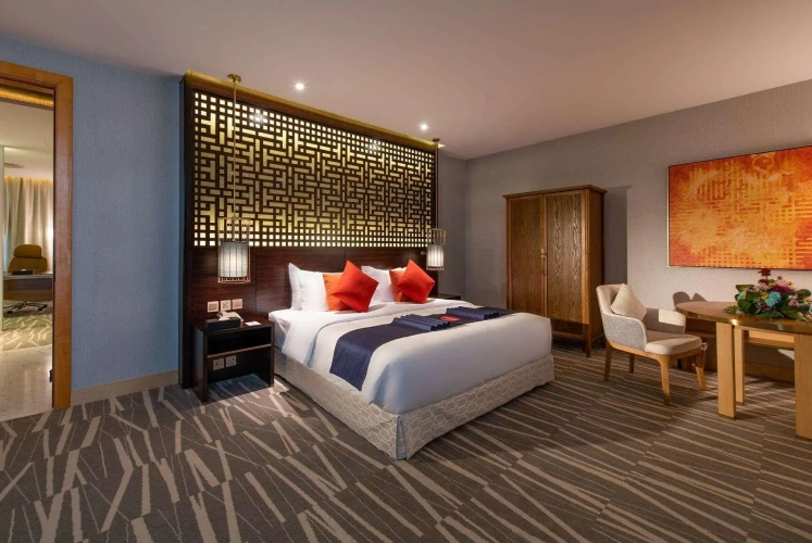 Double Suite