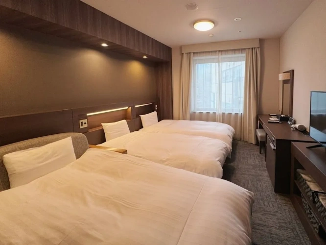Corner Twin room