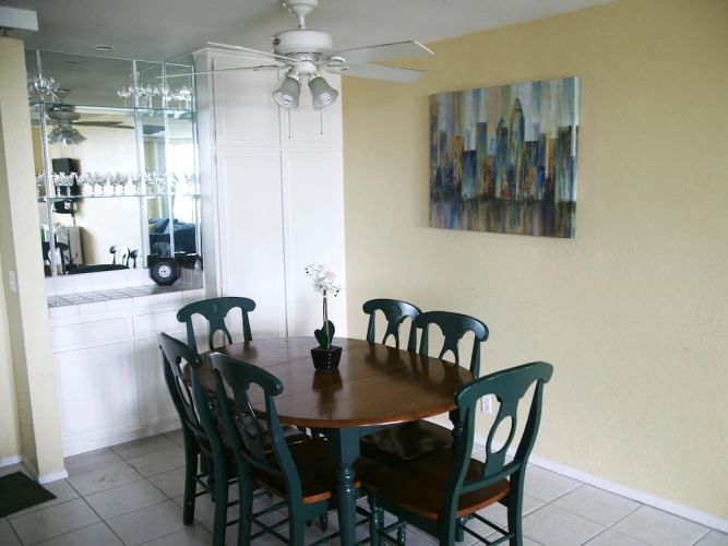 1 Bedroom Apartment with sea view
