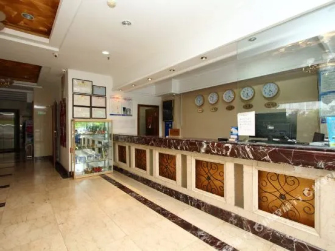 Juntai Hotel